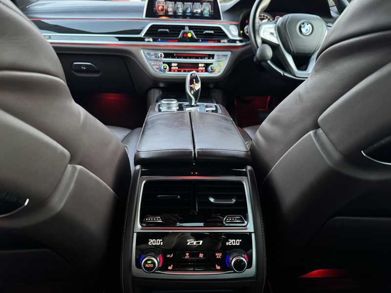 2016 BMW 7-Series 3,0L 2016 Cyprus