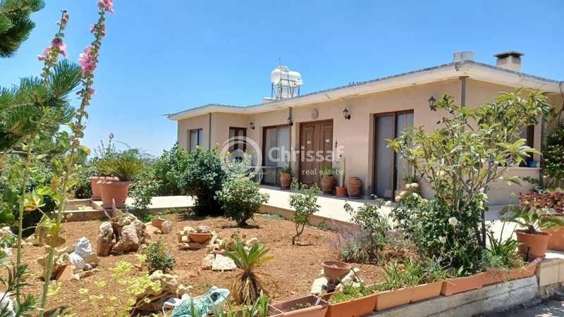 3-bedroom detached house for sale