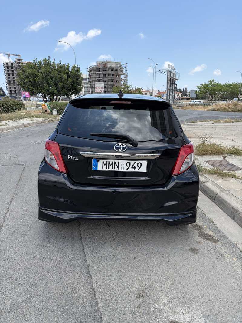 2011 Toyota Vitz 1,3L 2011 Cyprus