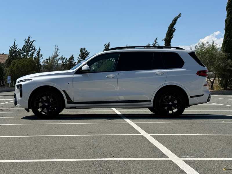 2023 BMW X7 3,0L 2023 Cyprus