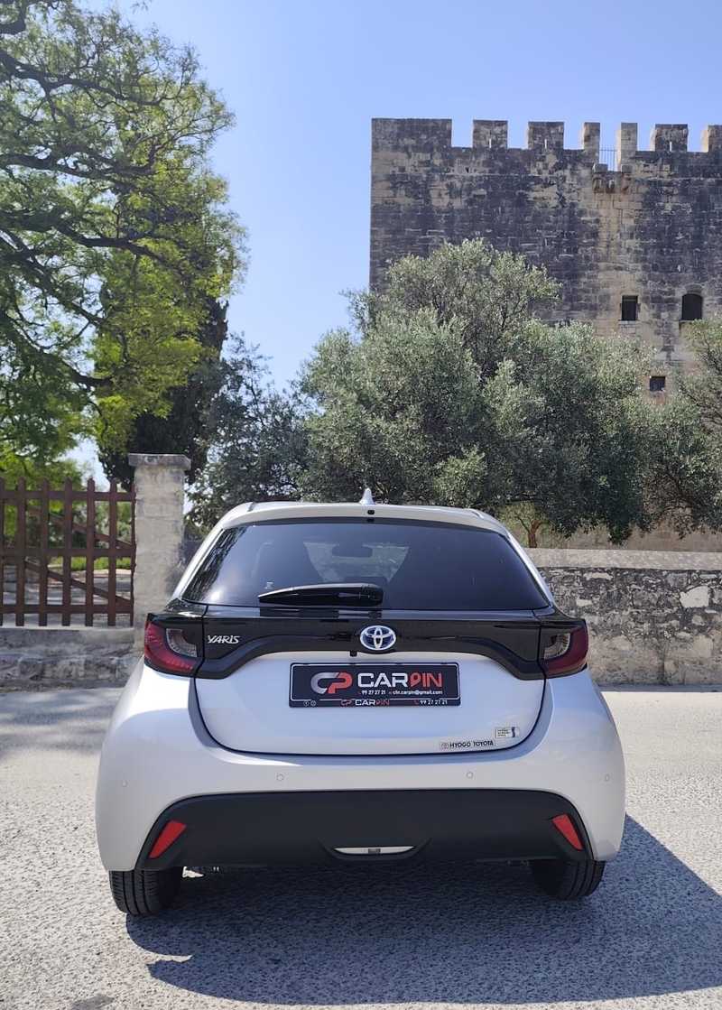 2022 Toyota Yaris 1,5L 2022 Cyprus