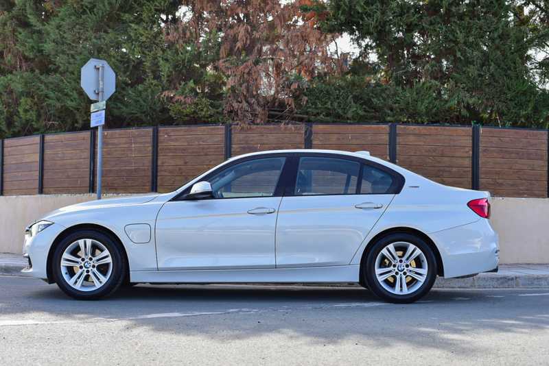 2016 BMW 3-Series 2,0L 2016 Cyprus