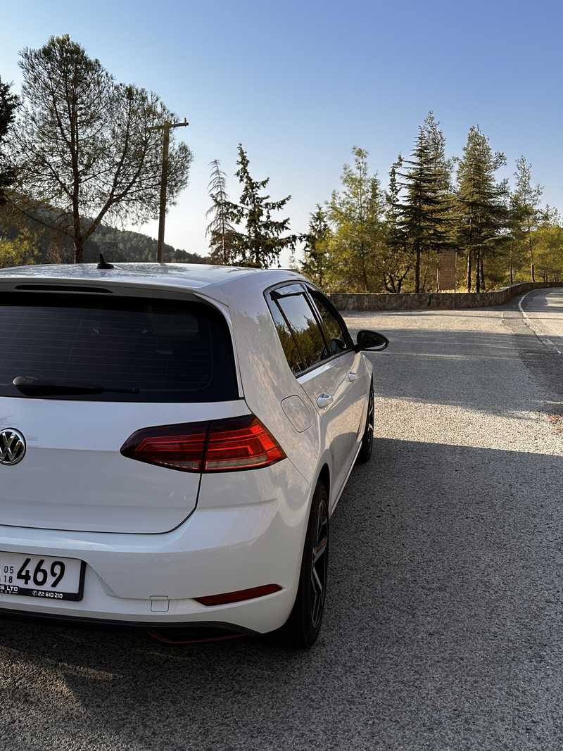2018 Volkswagen Golf 1,0L 2018 Cyprus