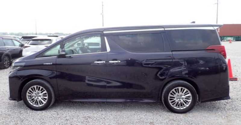 2021 Toyota Alphard 2,5L 2021 Cyprus