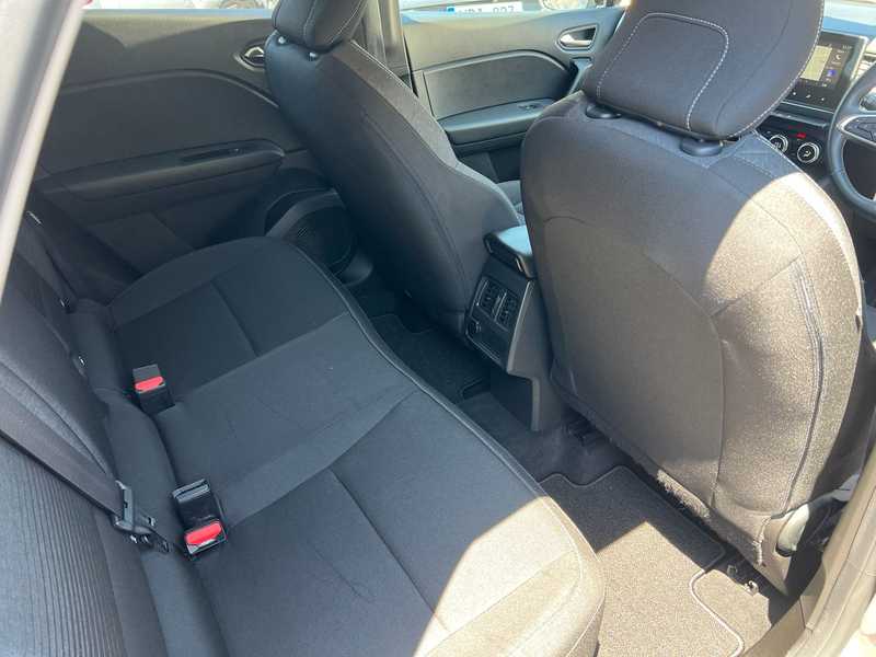 2021 Renault Captur 1,3L 2021 Cyprus