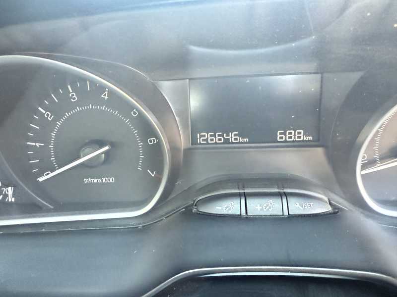 2017 Peugeot 208 1,2L 2017 Cyprus