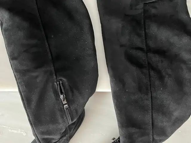 Black over the knee boots size 40, Nicosia — Nicosia - Sopaz