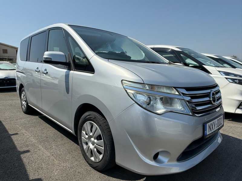 Nissan Serena 2,0L 2016