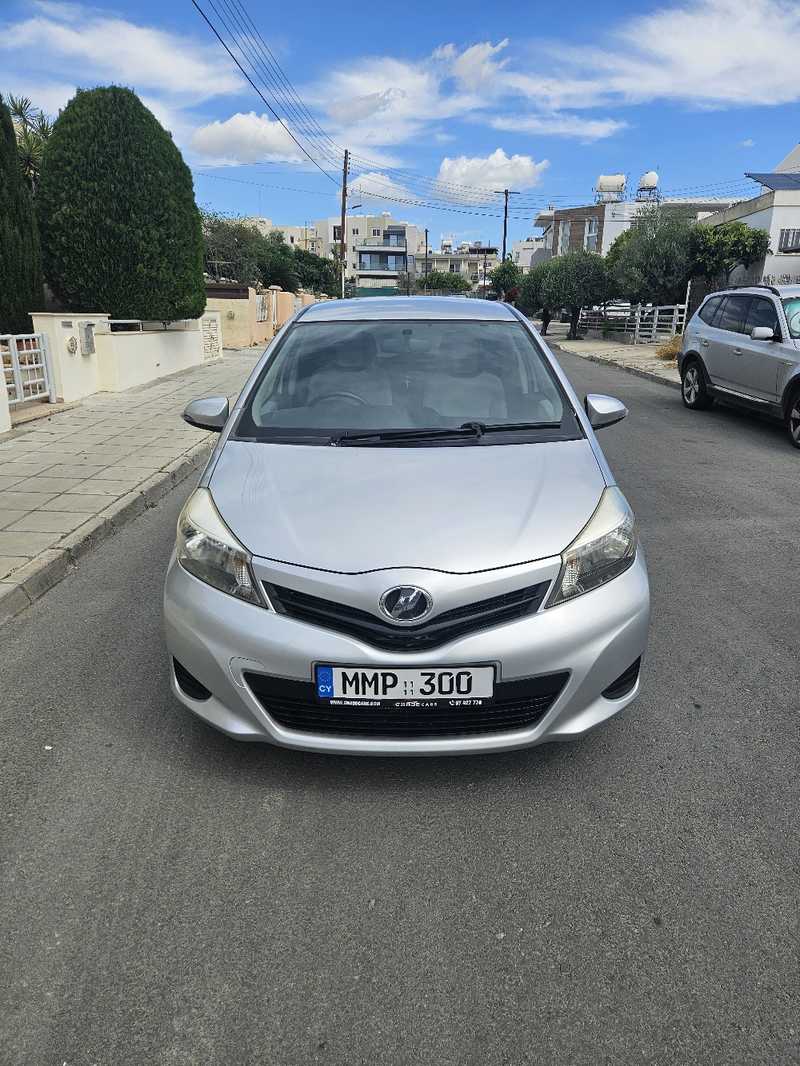 2011 Toyota Vitz 1,3L 2011 Cyprus