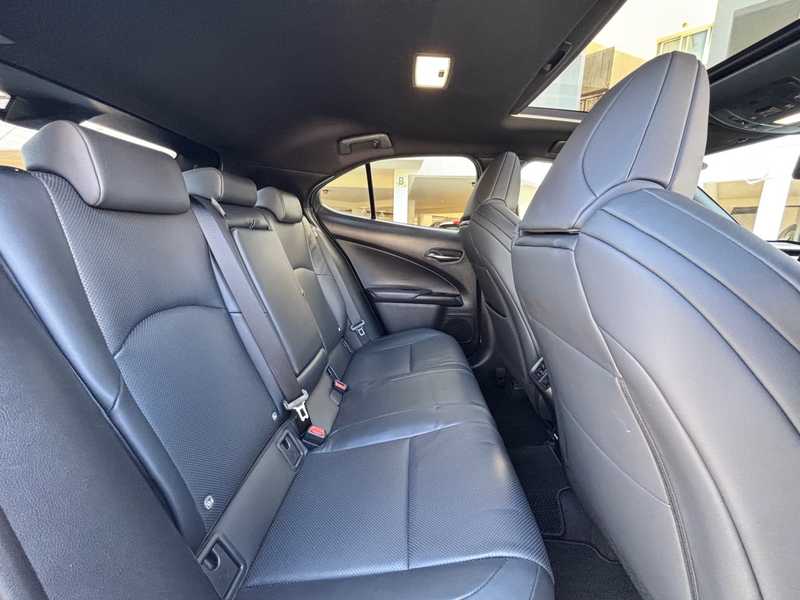 2024 Lexus UX 2,0L 2024 Cyprus
