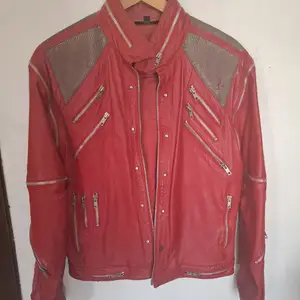 An original michael jackson jacket, Επαρχία Λεμεσού — Λεμεσός - Μέσα Γειτονιά