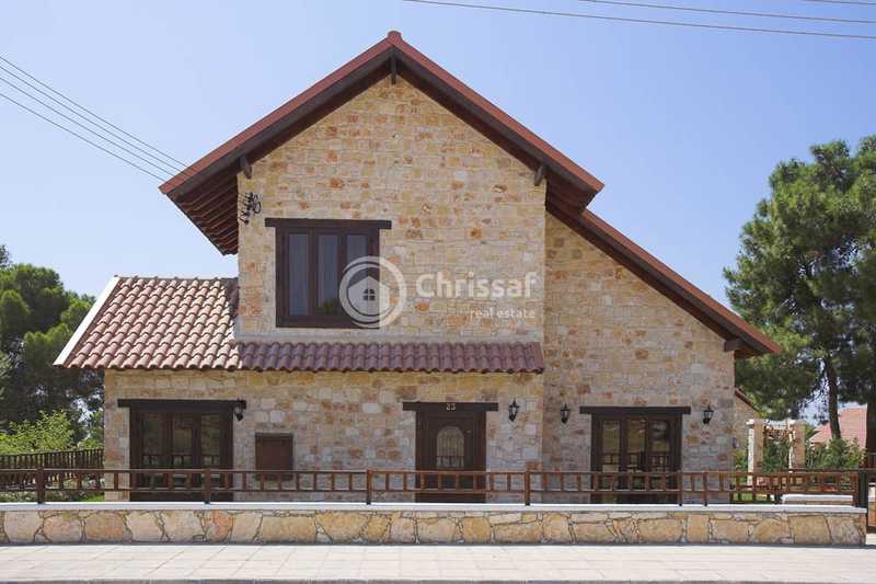 4-bedroom villa for sale