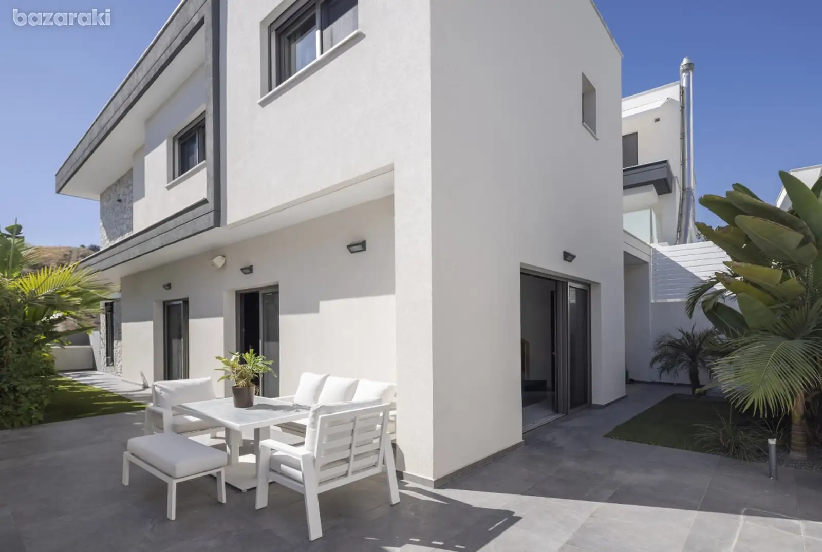 House, 3 bedrooms — 16
