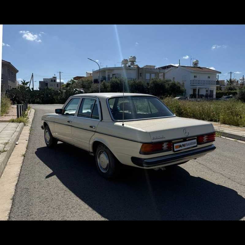 1983 Mercedes-Benz E-Class 2,2L 1983 Cyprus