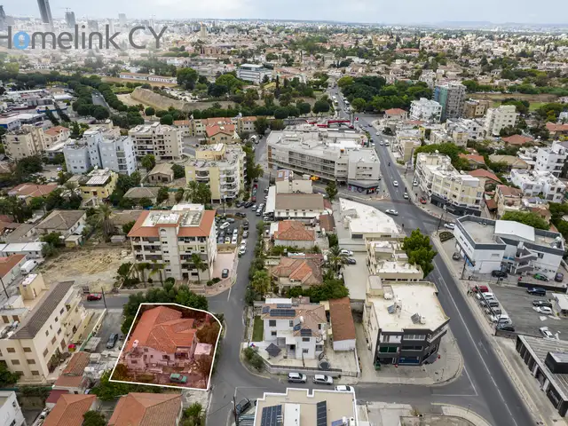 Commercial Plot 702 m², Nicosia — Nicosia - Panagia