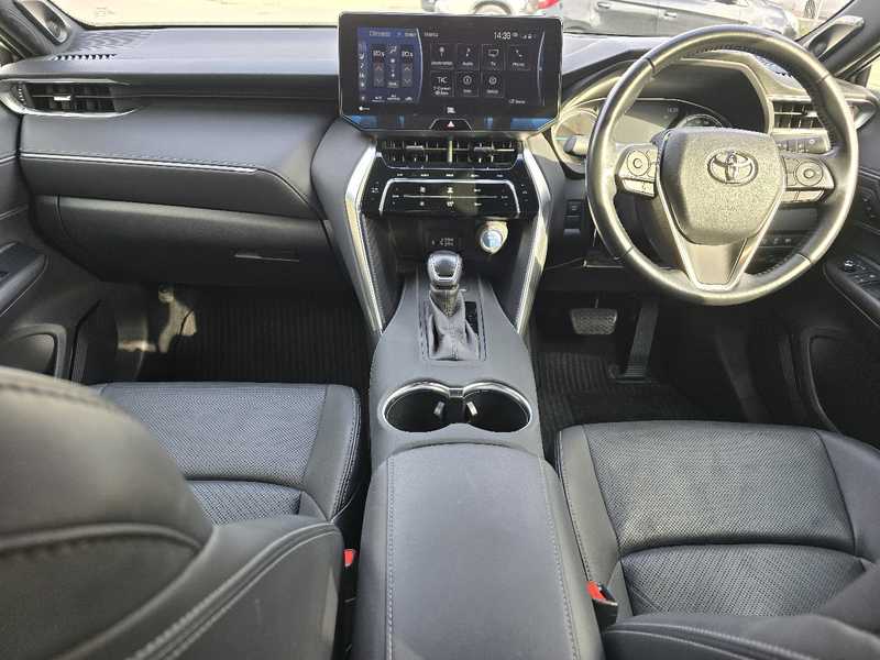 2021 Toyota Harrier 2,5L 2021 Cyprus