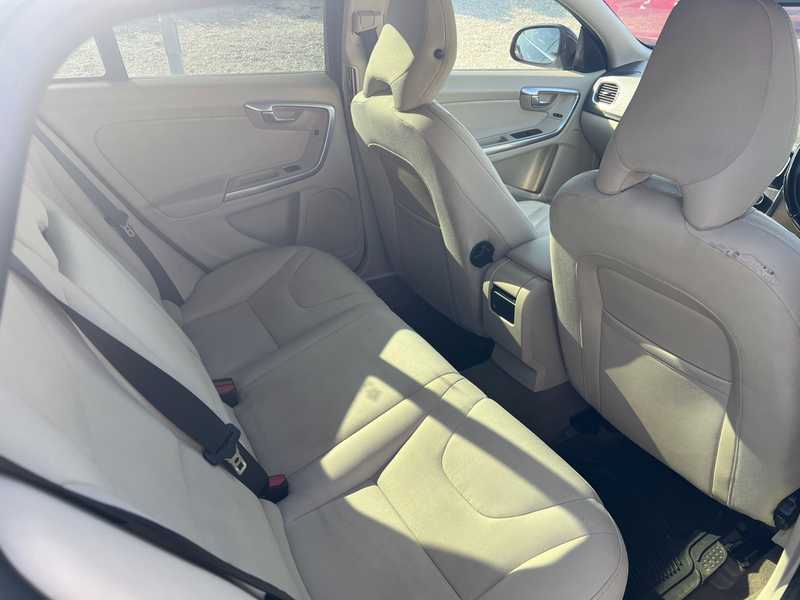 2012 Volvo V60 2,0L 2012 Cyprus