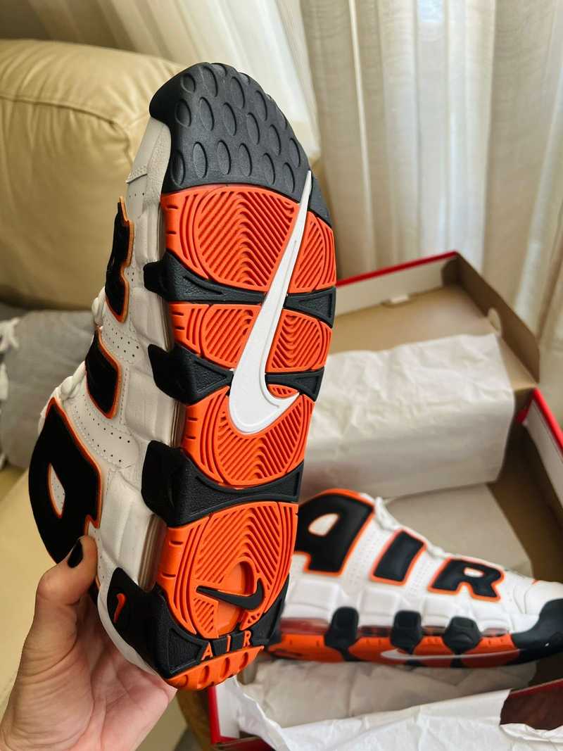 nike air more uptempo mens orange