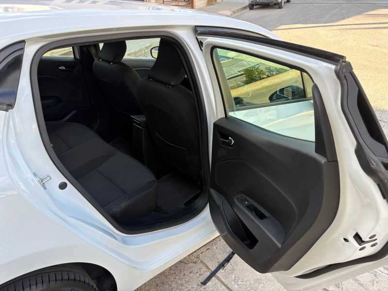 2022 Renault Clio 1,0L 2022 Cyprus