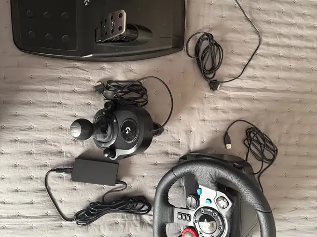 Logitech g29 driving force steering wheel with pedals for pc / ps3 / ps4 / ps5, Limassol — Ypsonas