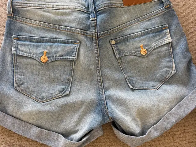 Vintage shorts, Larnaca — Aradippou - Agios Fanourios