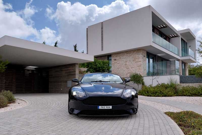 2004 Aston Martin DB9 6,0L 2004 Cyprus