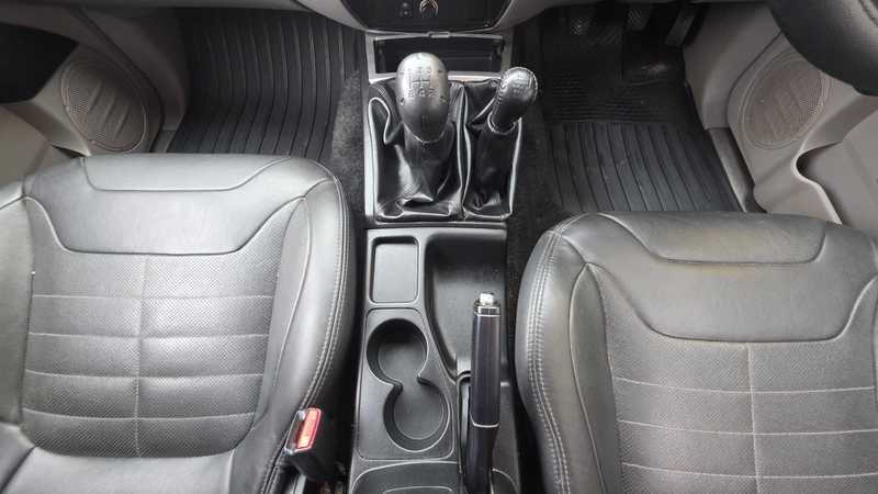 2013 Mitsubishi L200 2,5L 2013 Cyprus