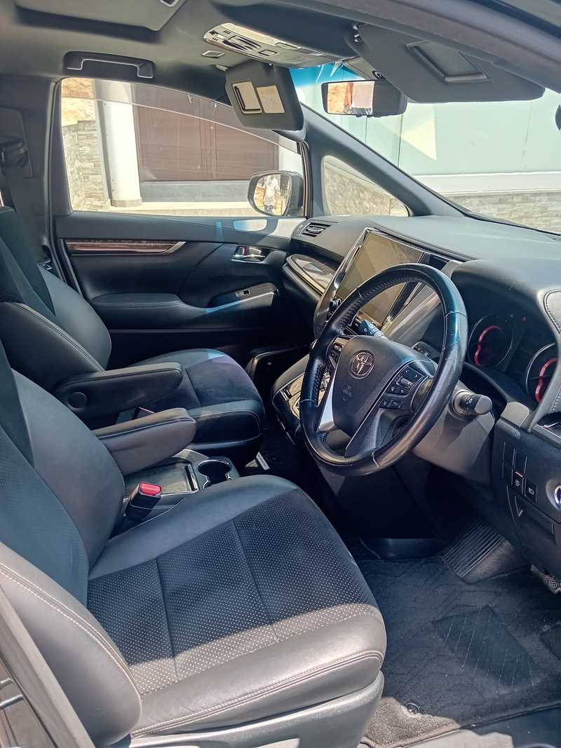 2023 Toyota Alphard 2,5L 2023 Cyprus