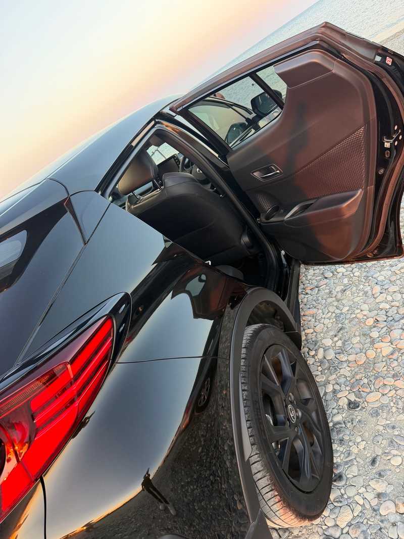 Toyota C-HR 1,8L 2023