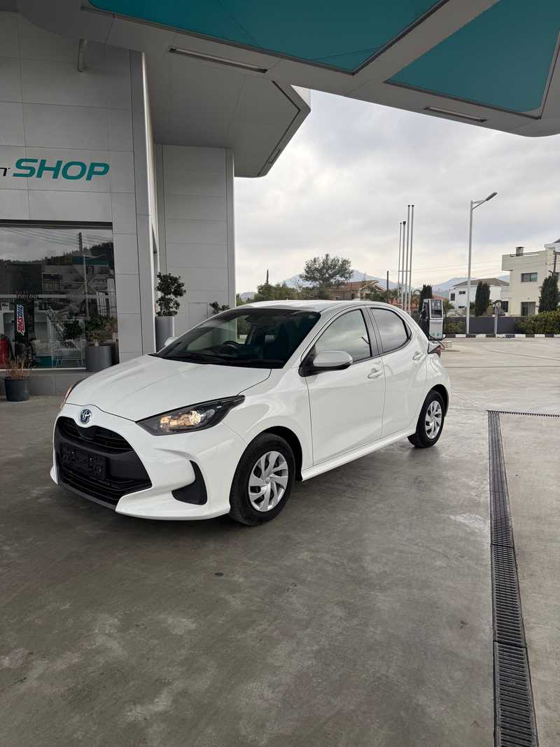 2022 Toyota Yaris 1,5L 2022 Cyprus