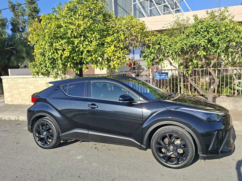 2022 Toyota C-HR 1,8L 2022 Cyprus