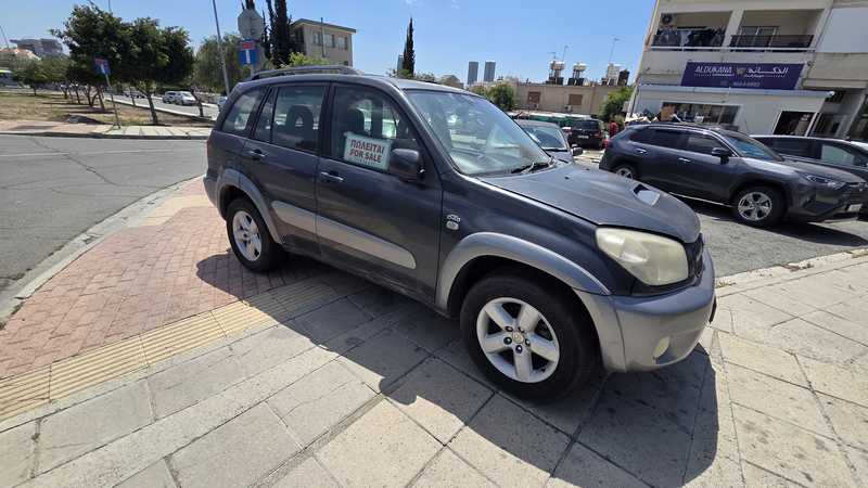 2005 Toyota RAV4 2,0L 2005 Cyprus