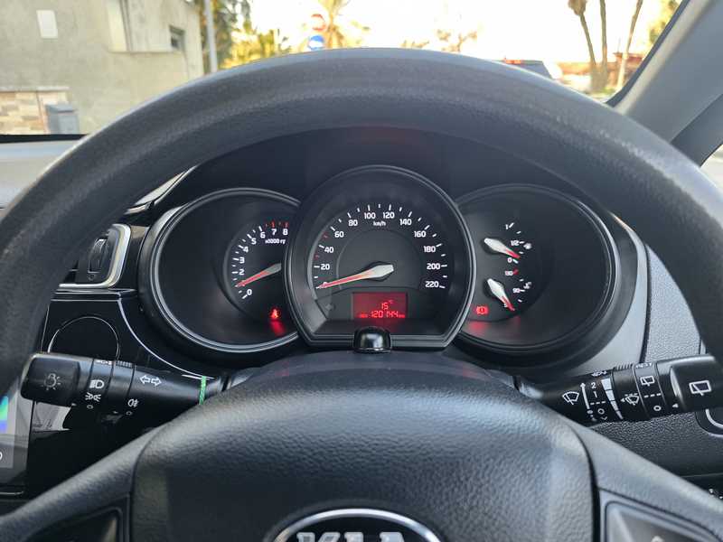 2015 KIA Rio 1,2L 2015 Cyprus