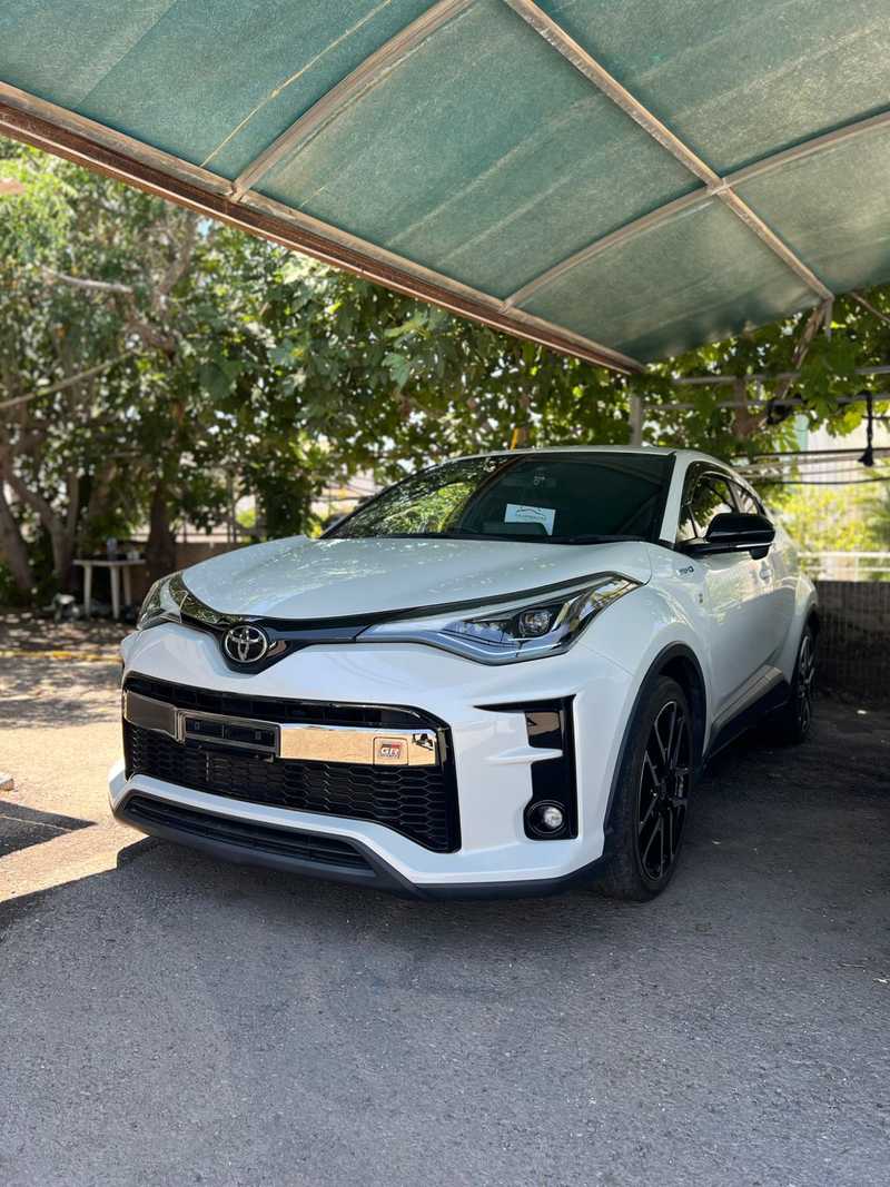 2021 Toyota C-HR 1,8L 2021 Cyprus