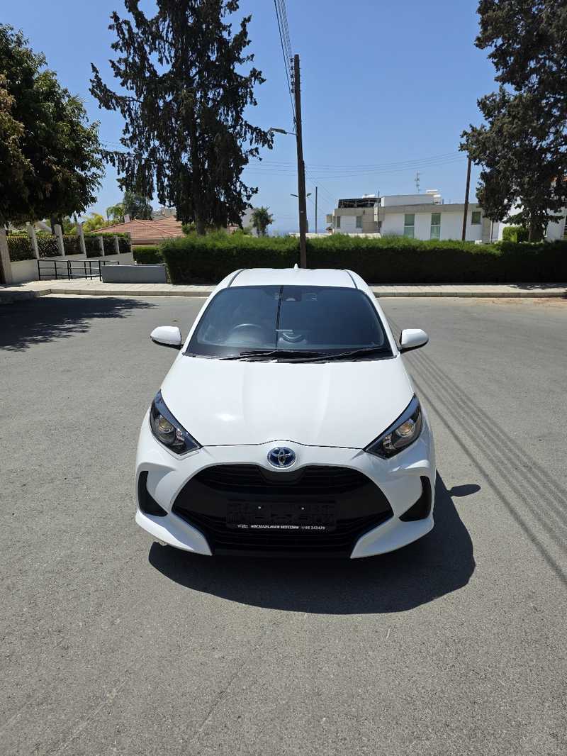 2022 Toyota Yaris 1,5L 2022 Cyprus
