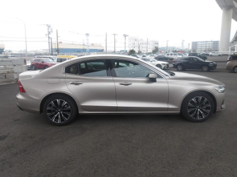 2023 Volvo S60 2,0L 2023 Cyprus