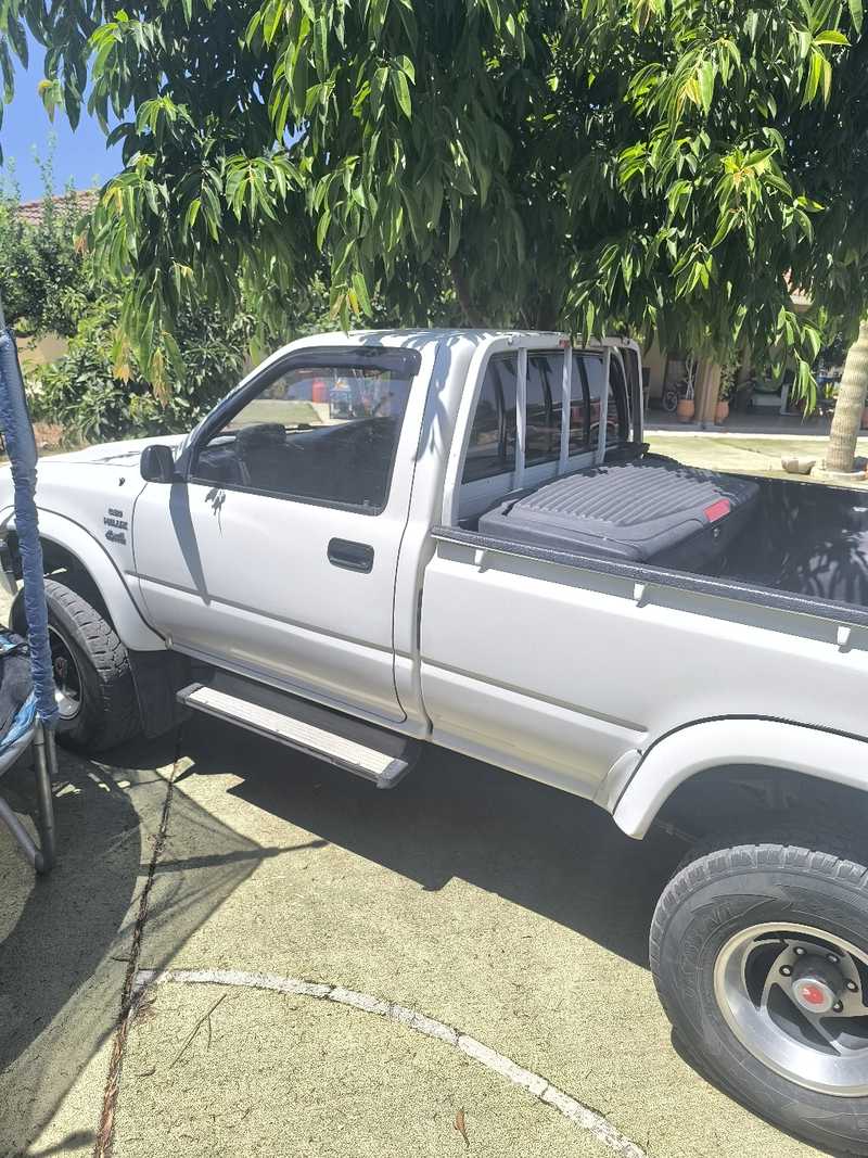 1994 Toyota Hilux 2,8L 1994 Cyprus