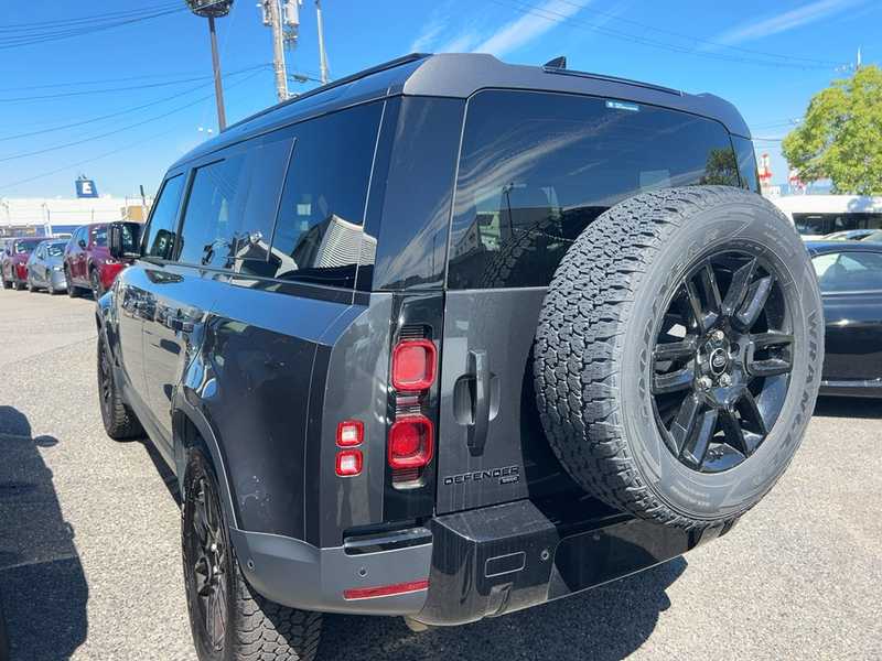 2021 Land Rover Defender 3,0L 2021 Cyprus