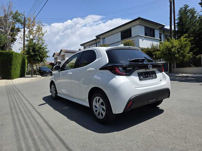 2022 Toyota Yaris 1,5L 2022 Cyprus
