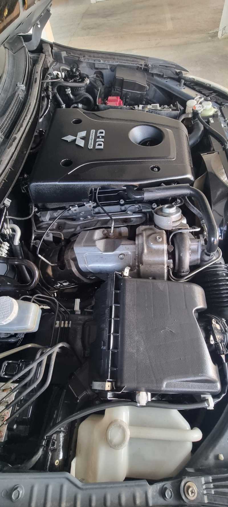 2016 Mitsubishi L200 2,4L 2016 Cyprus
