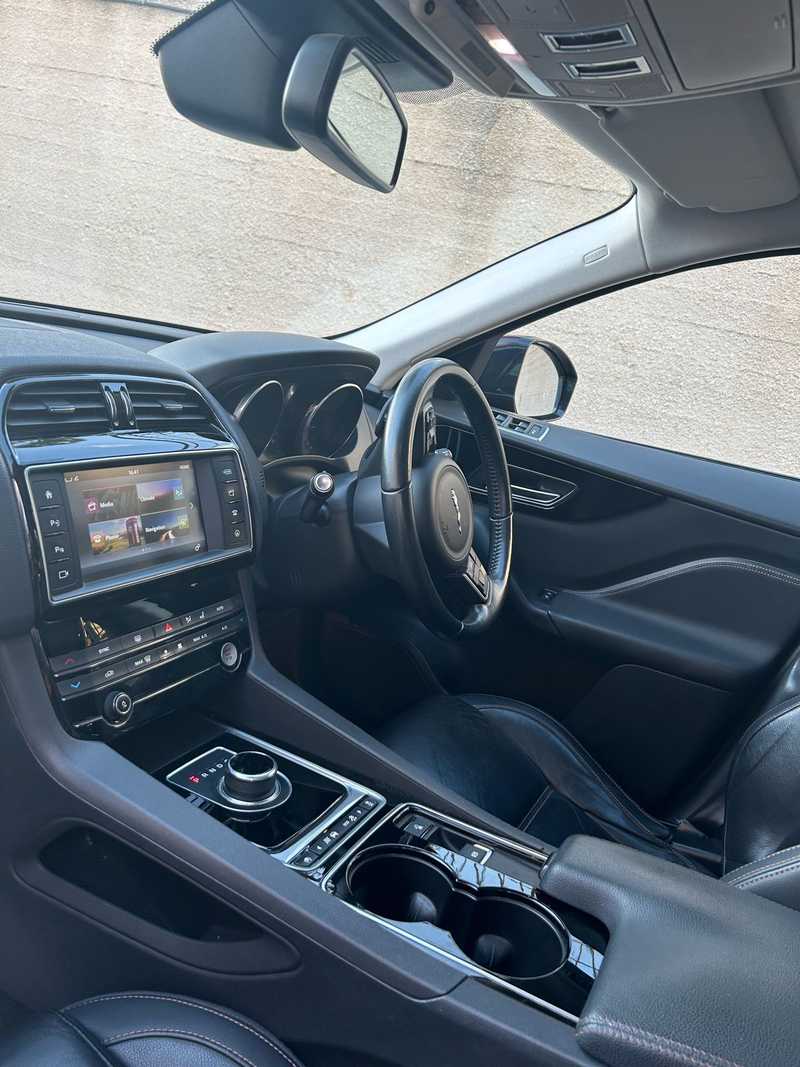 2017 Jaguar F-Pace 2,0L 2017 Cyprus