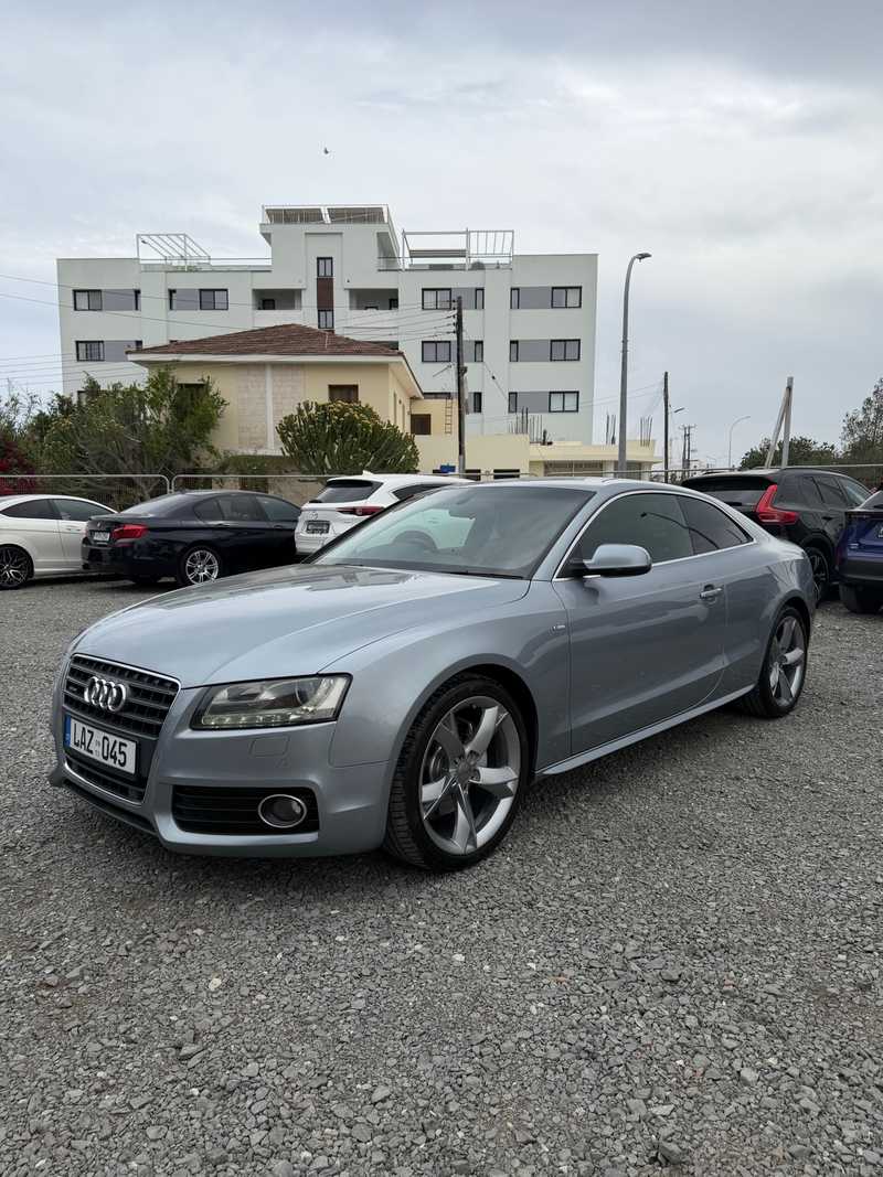 2010 Audi A5 2,0L 2010 Cyprus