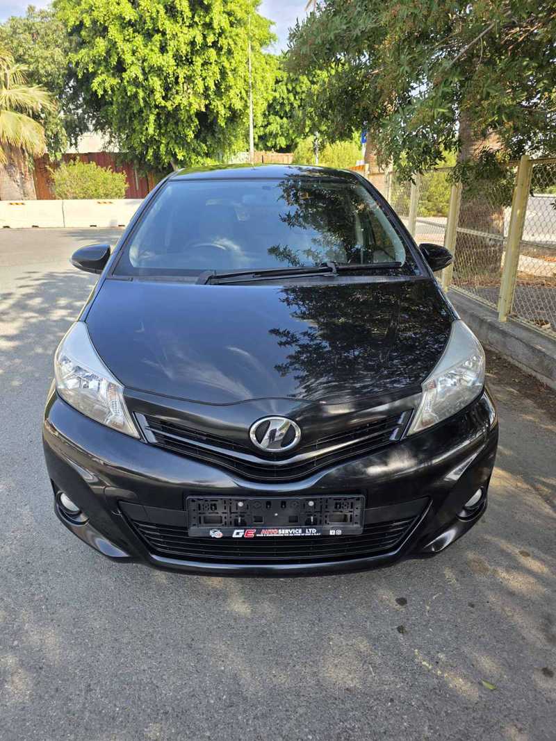 Toyota Vitz 1,3L 2013