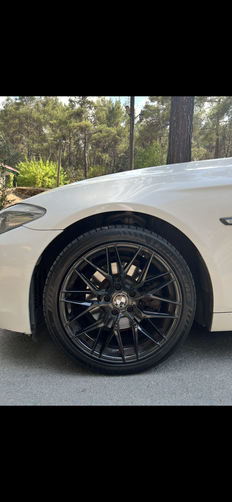 2011 BMW 5-Series 2,0L 2011 Cyprus