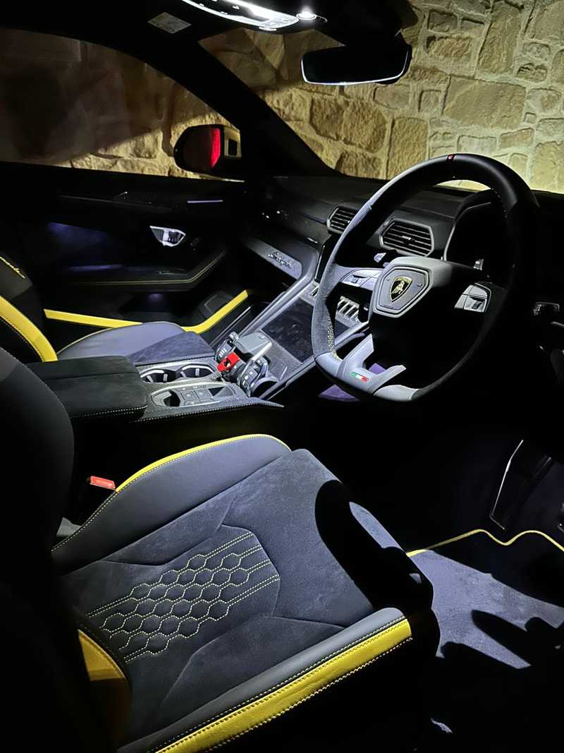 2023 Lamborghini Urus 4,0L 2023 Cyprus
