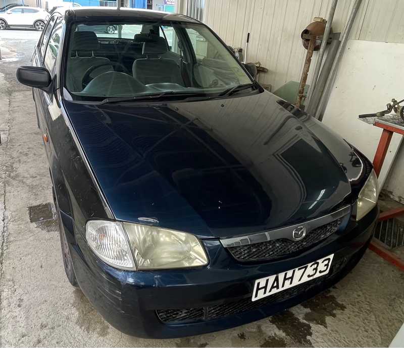 Mazda 323 1,3L 1998