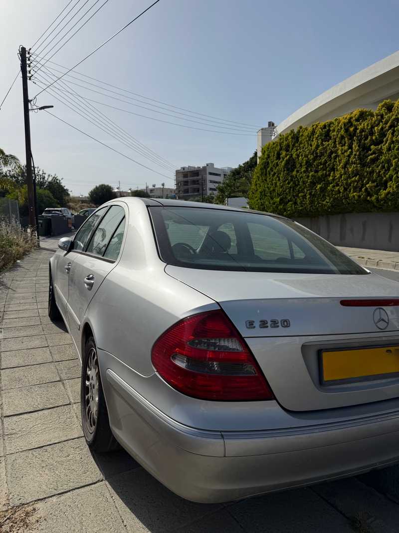 2004 Mercedes-Benz E-Class 2,2L 2004 Cyprus