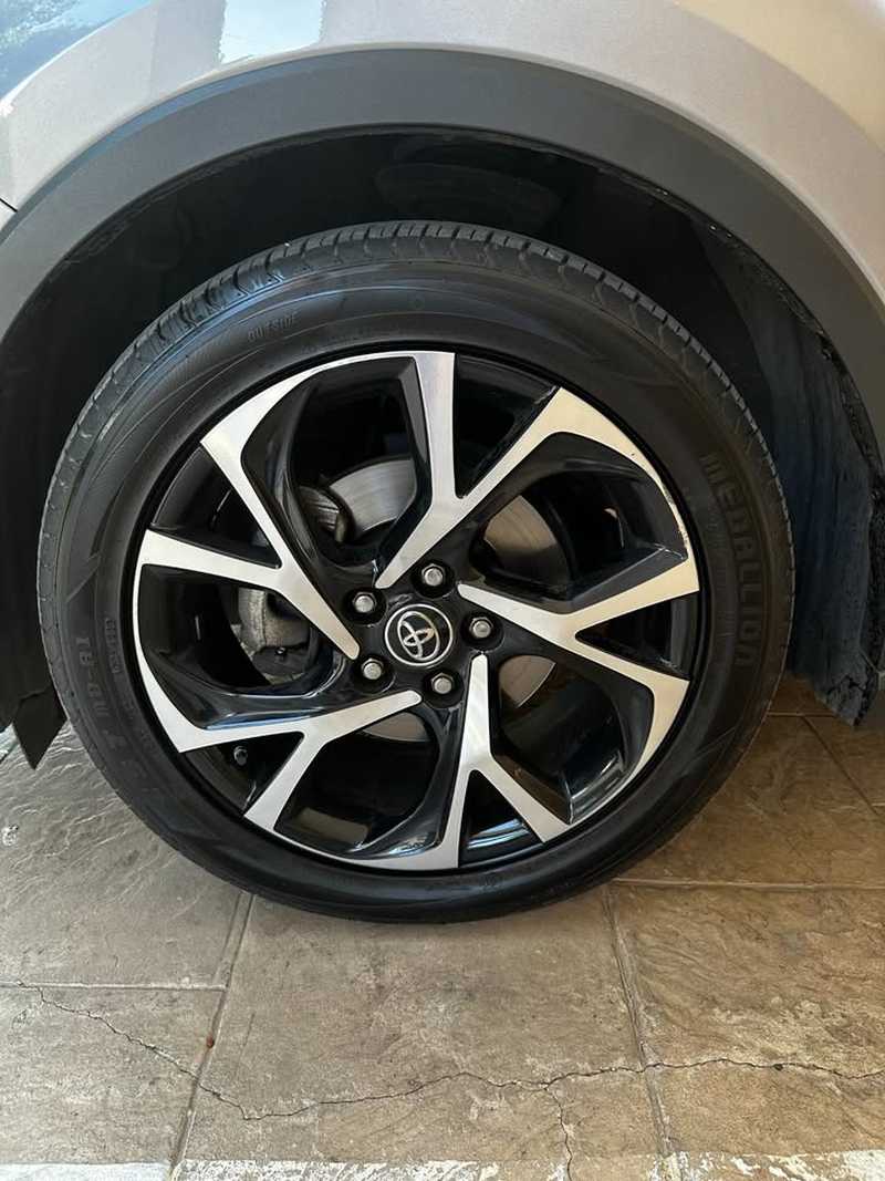 2017 Toyota C-HR 1,2L 2017 Cyprus