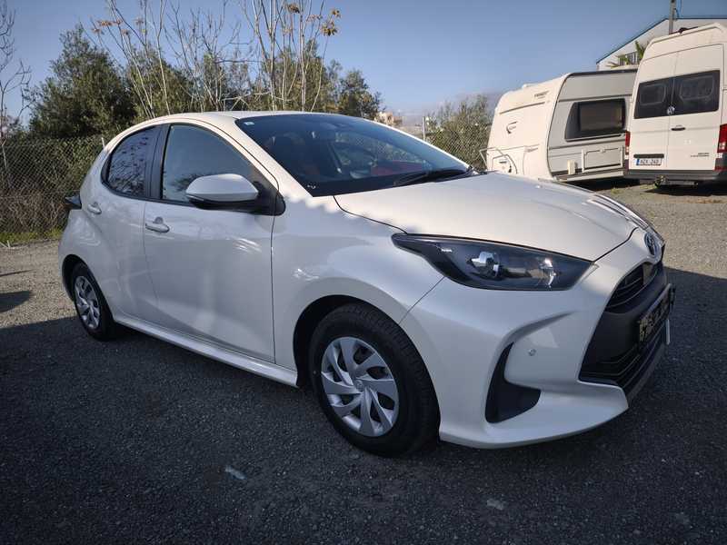 2021 Toyota Yaris 1,5L 2021 Cyprus
