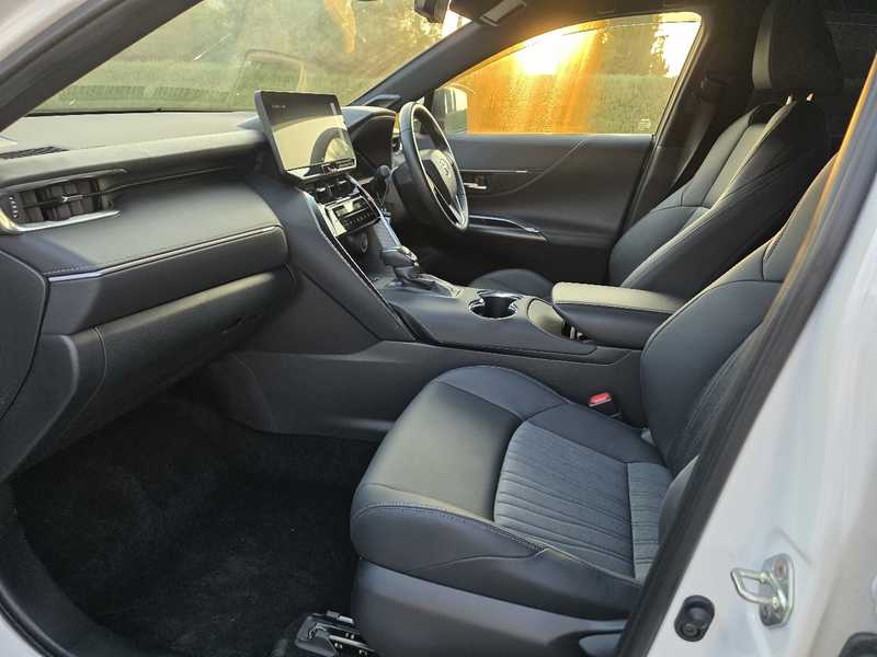 2024 Toyota Harrier 2,5L 2024 Cyprus